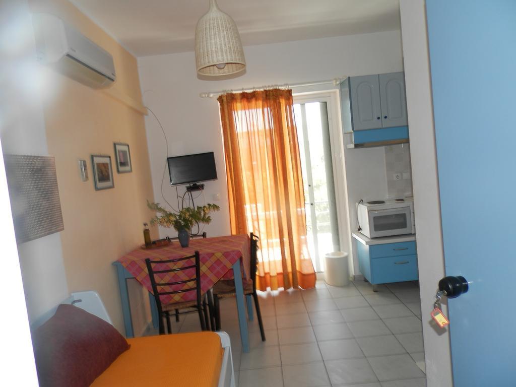 Silvi Mari Apartments Platanes  Exteriér fotografie
